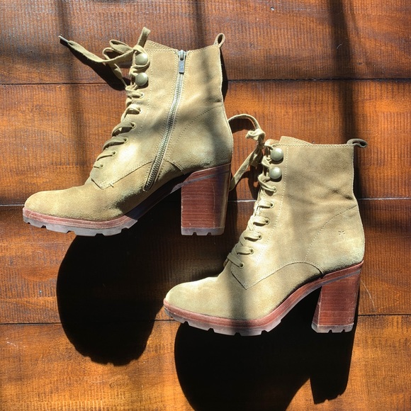 Frye Myra Lug Tan and Brown Boot - Picture 3 of 5